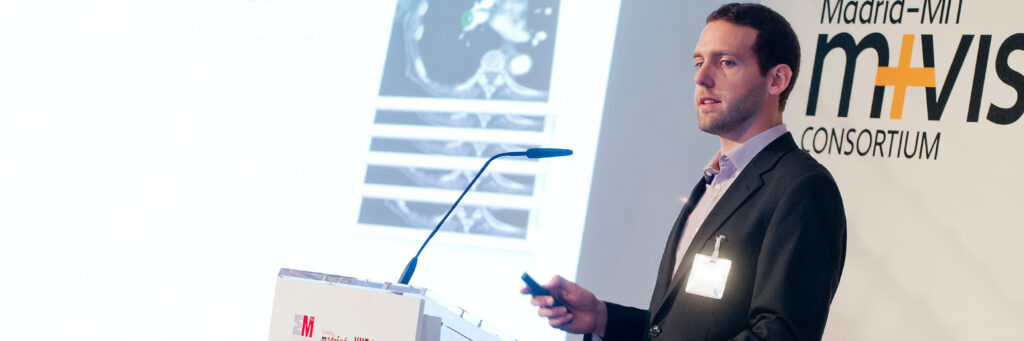 German Gonzales presenting at the M+Visíon Showcase in Madrid